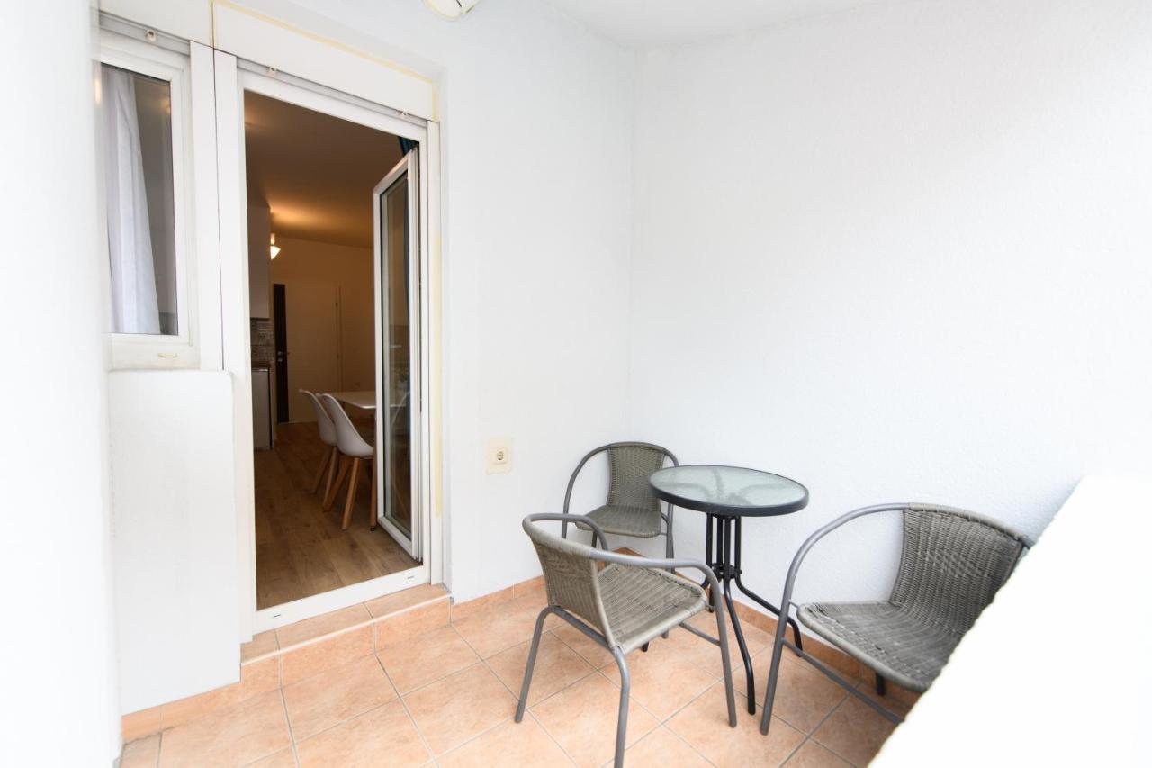 Cozy Beach Apartments Makarska Extérieur photo