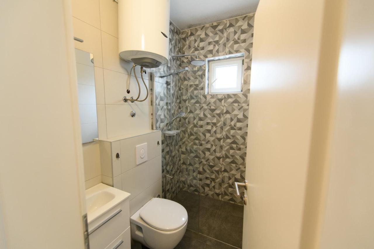 Cozy Beach Apartments Makarska Extérieur photo